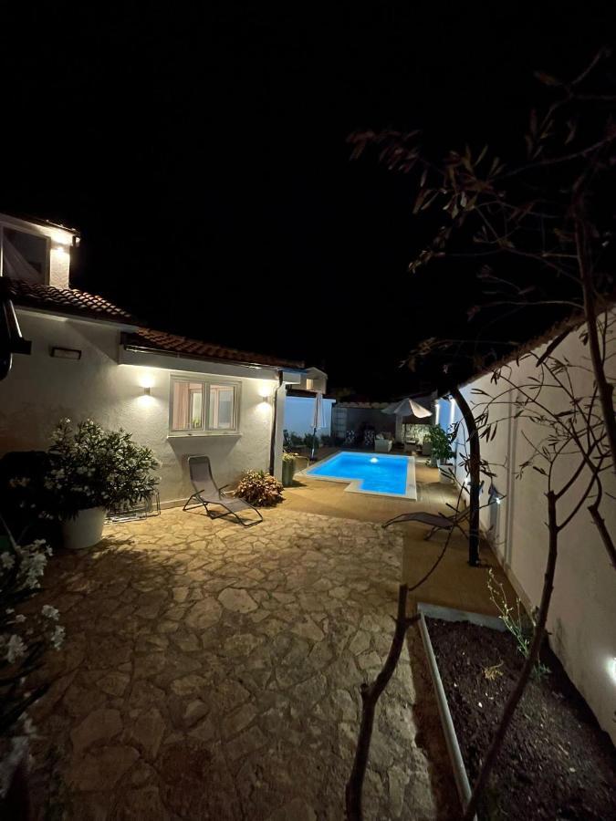 Villa Natka روفينجسكو سيلو المظهر الخارجي الصورة